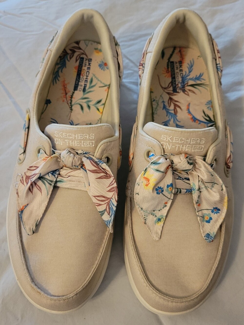 Skechers On-the-GO Flex - Seaside Daisy boat shoes *NWOB*